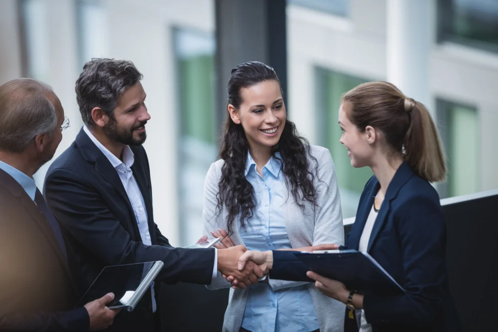 Navigating the Networking Scene: Tips fo