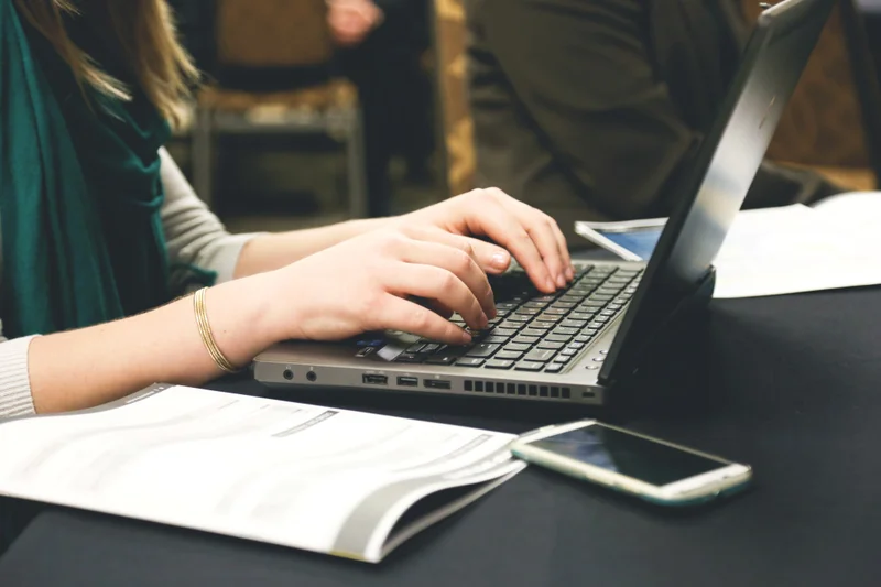 5 Secrets of Email Introduction Etiquett