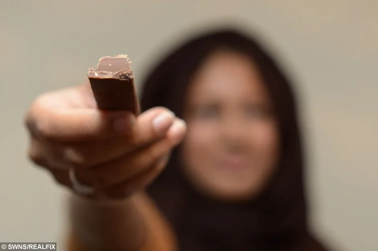 No Wafer in Kit Kat Bar, Law Student Cla