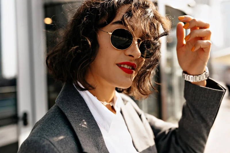 Celebrity Eyewear Styles: Get the Look