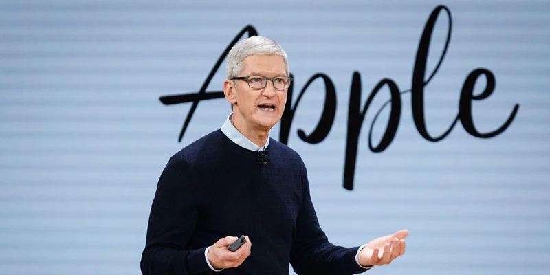 Apple, Tim Cook, admission