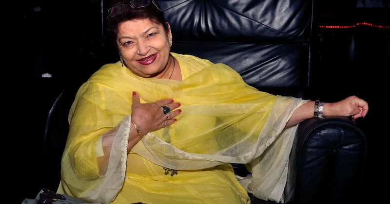 Saroj Khan, delhi