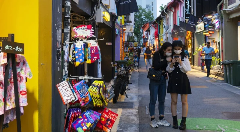 Zillennials, schools