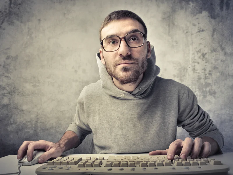 Are Intelligent People Really Recluses?