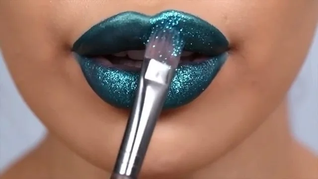 Glitter Lips