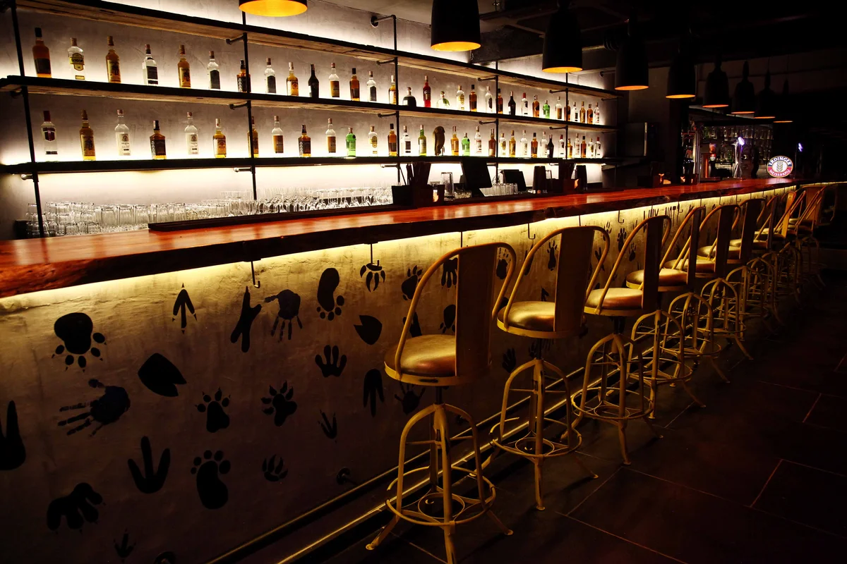 Zoo Bar (For 2 Persons Rs. 1200)