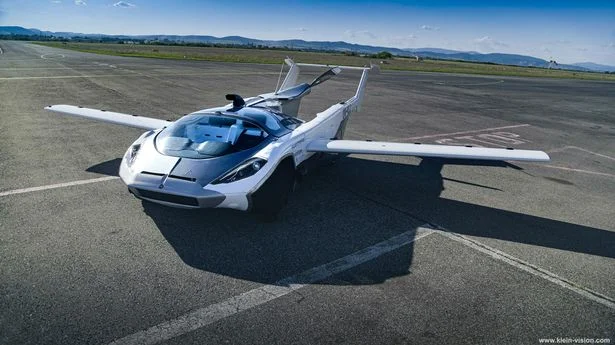Car that can change into a plane 