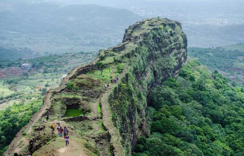 Lohagad_-_17