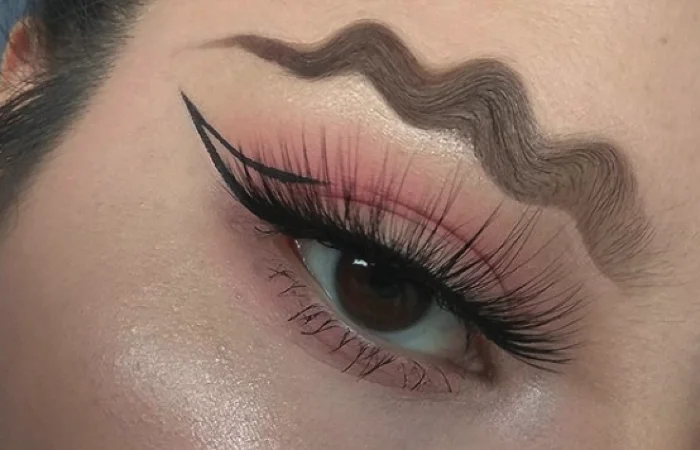Bizzare Makeup Hotlist