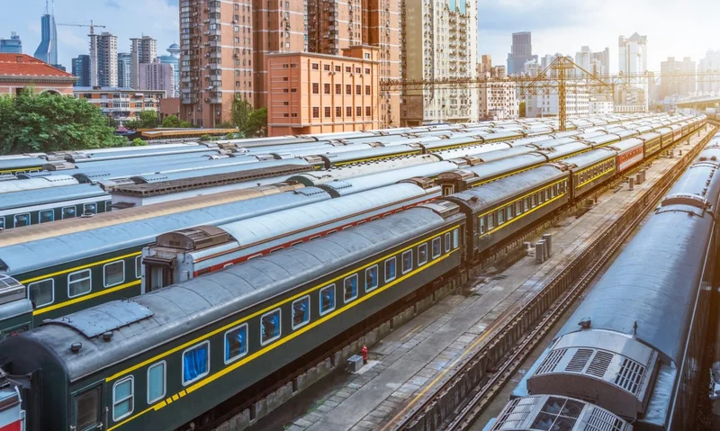 Indian Railway: DEMU, EMU And MEMU A Tra